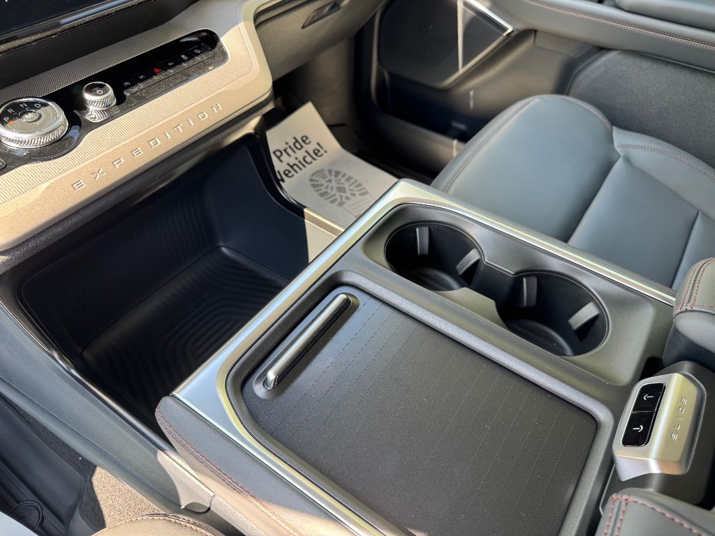 New Car 2025 Ford Expedition  Active For Sale Under $80,000 In Guymon, Oklahoma
