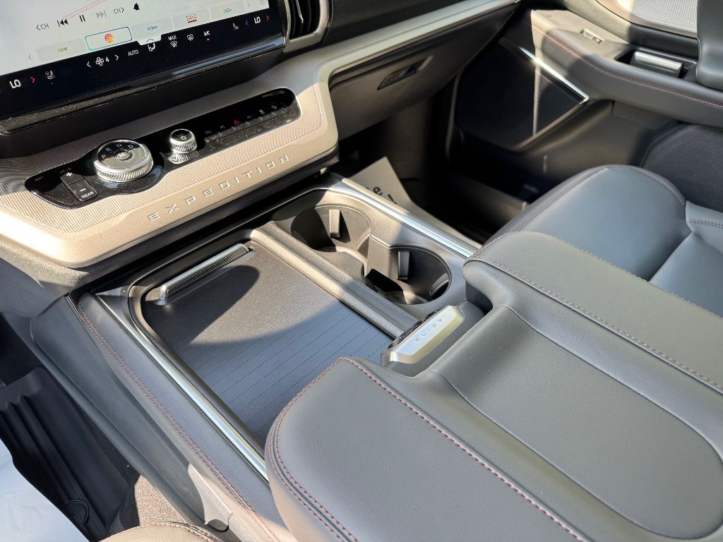 New Car 2025 Ford Expedition  Active For Sale Under $80,000 In Guymon, Oklahoma