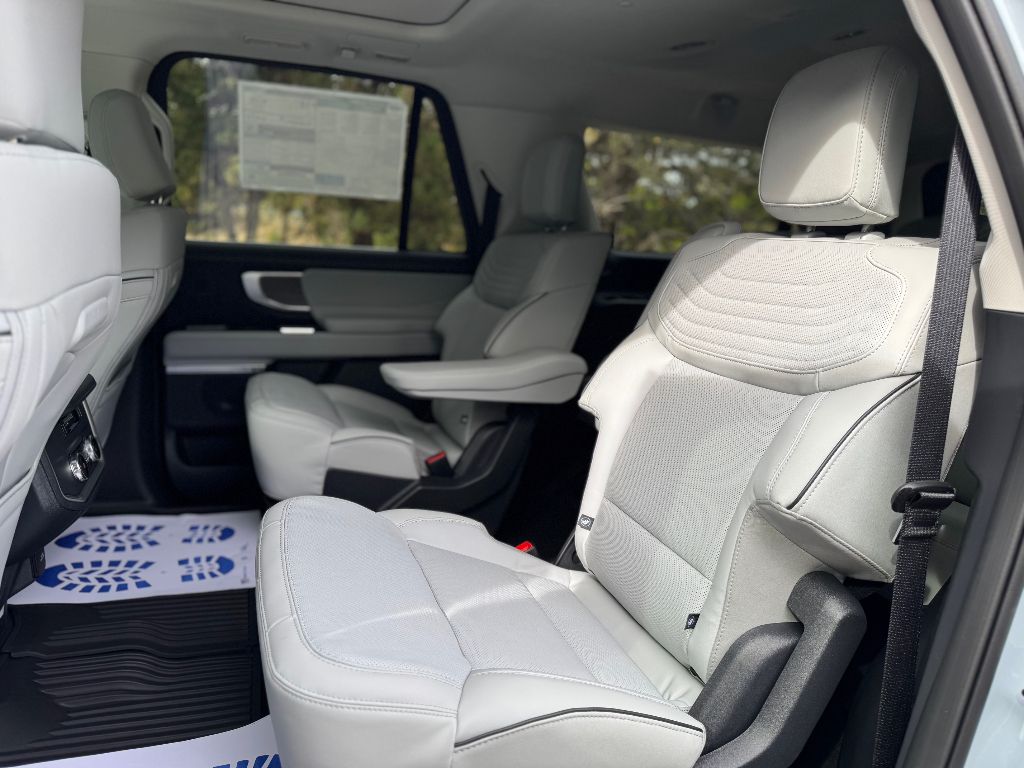 New Car 2025 Ford Expedition Max  Platinum For Sale Under $100,000 In Guymon, Oklahoma