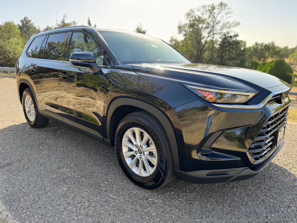 Used Car 2025 Toyota Grand Highlander  Xle For Sale Under $50,000 In Guymon, Oklahoma