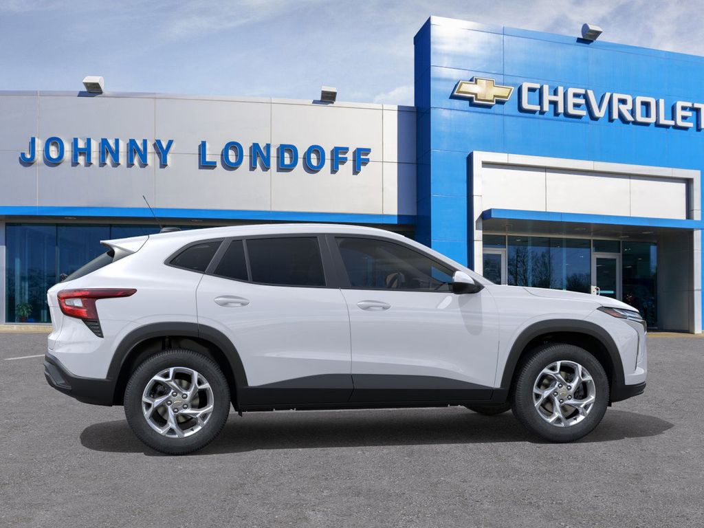 View vehicle photo 5