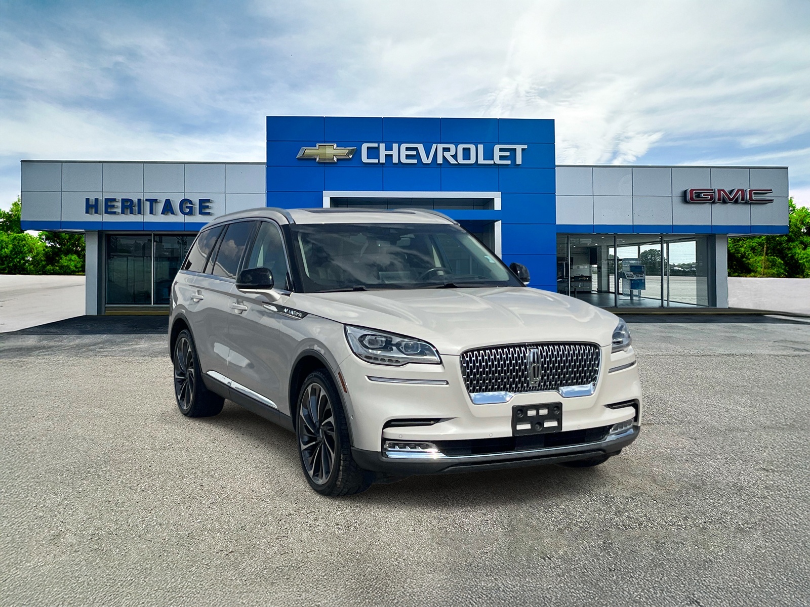 Ceramic Pearl Metallic Tri-Coat 2020 Lincoln Aviator SUV / Crossover All-Wheel Drive Automatic