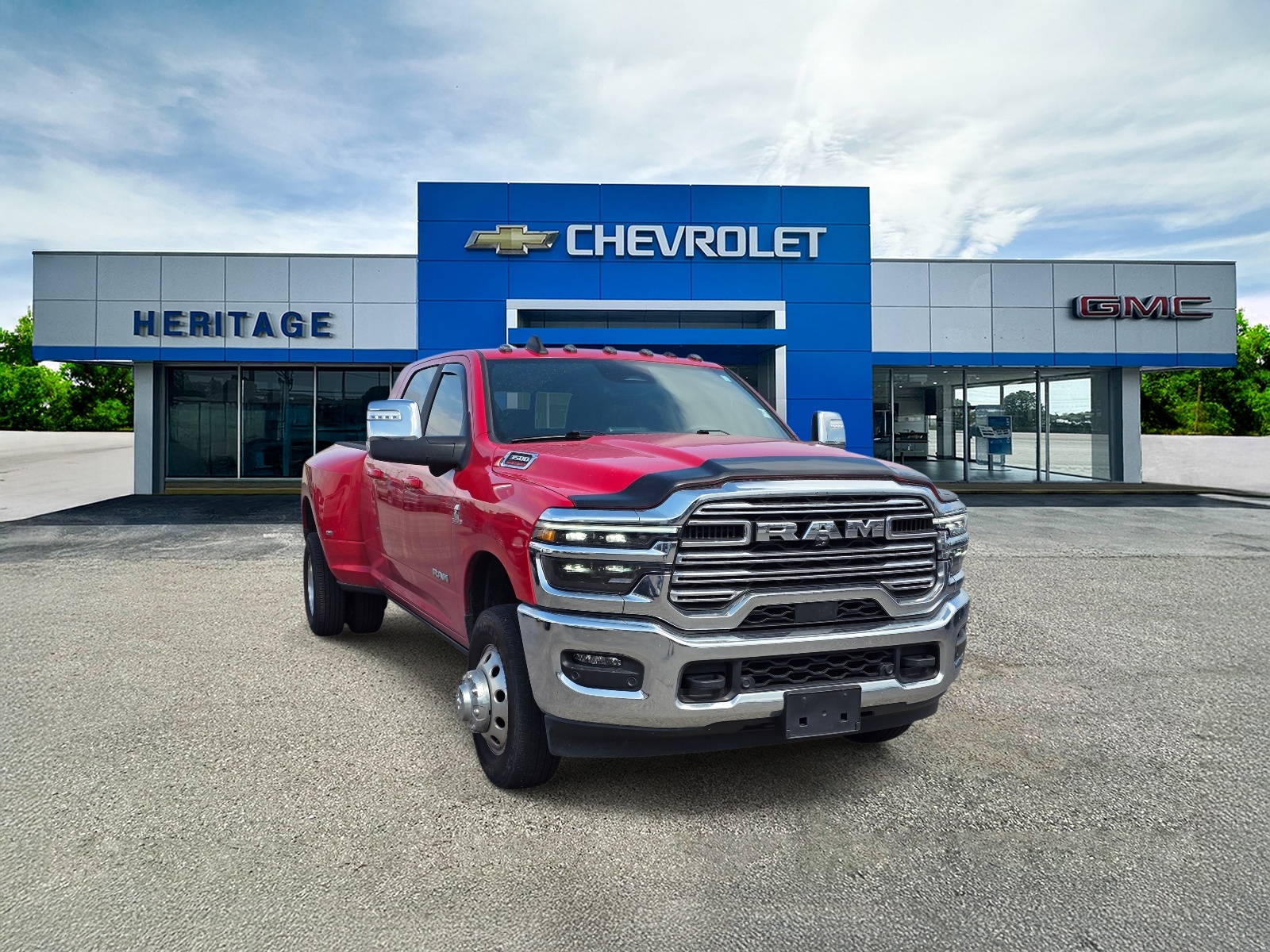 2026 RAM 3500 Laramie Mega Cab DRW 4WD   