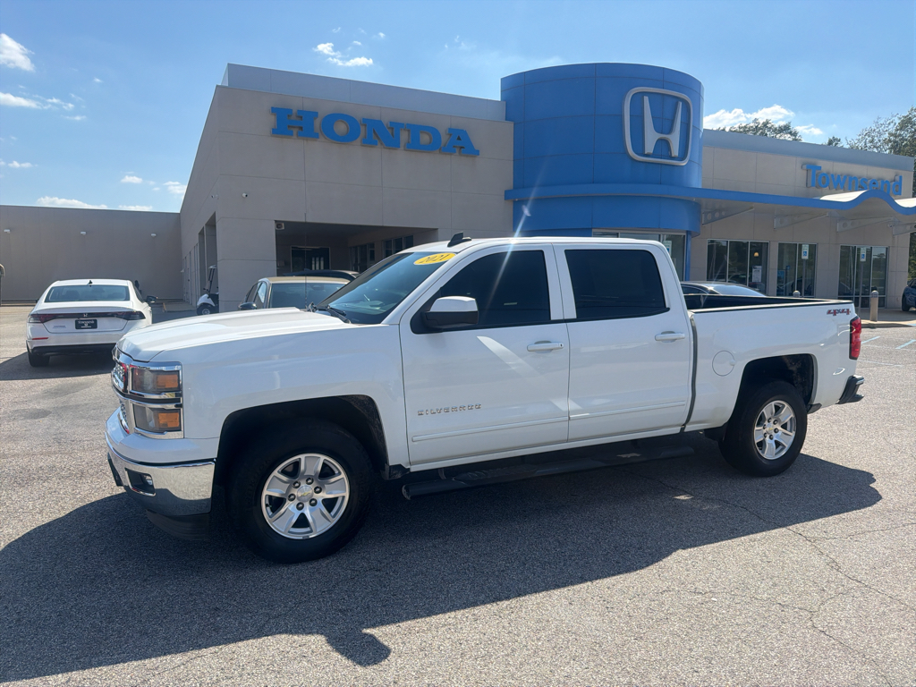 Summit White 2015 Chevrolet Silverado 1500 Pickup Truck Four-Wheel Drive 6-Speed Automatic