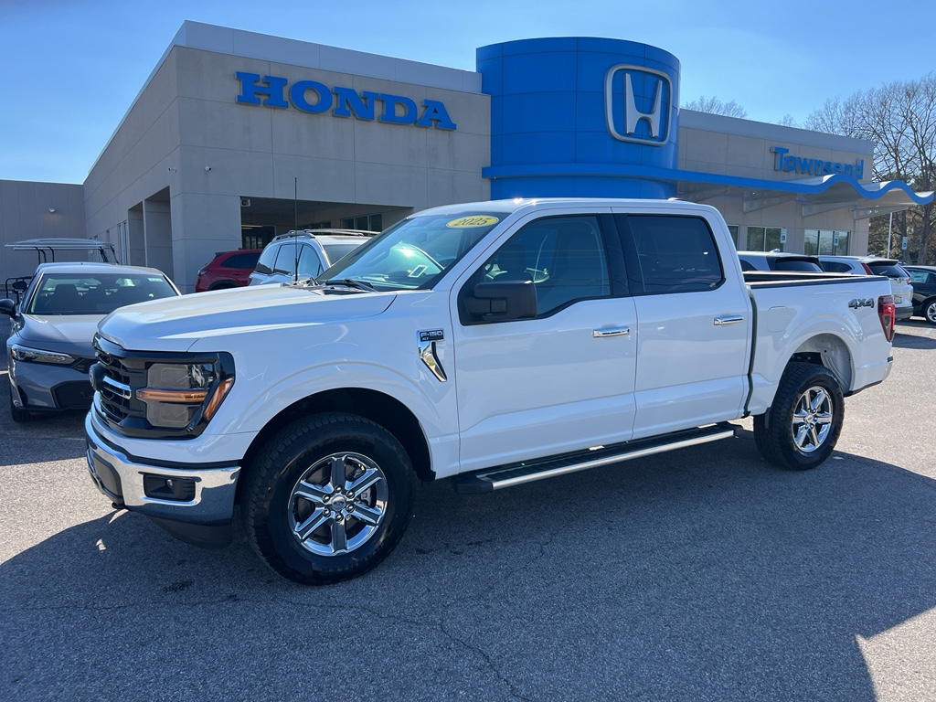 2025 Ford F-150 XLT SuperCrew 4WD