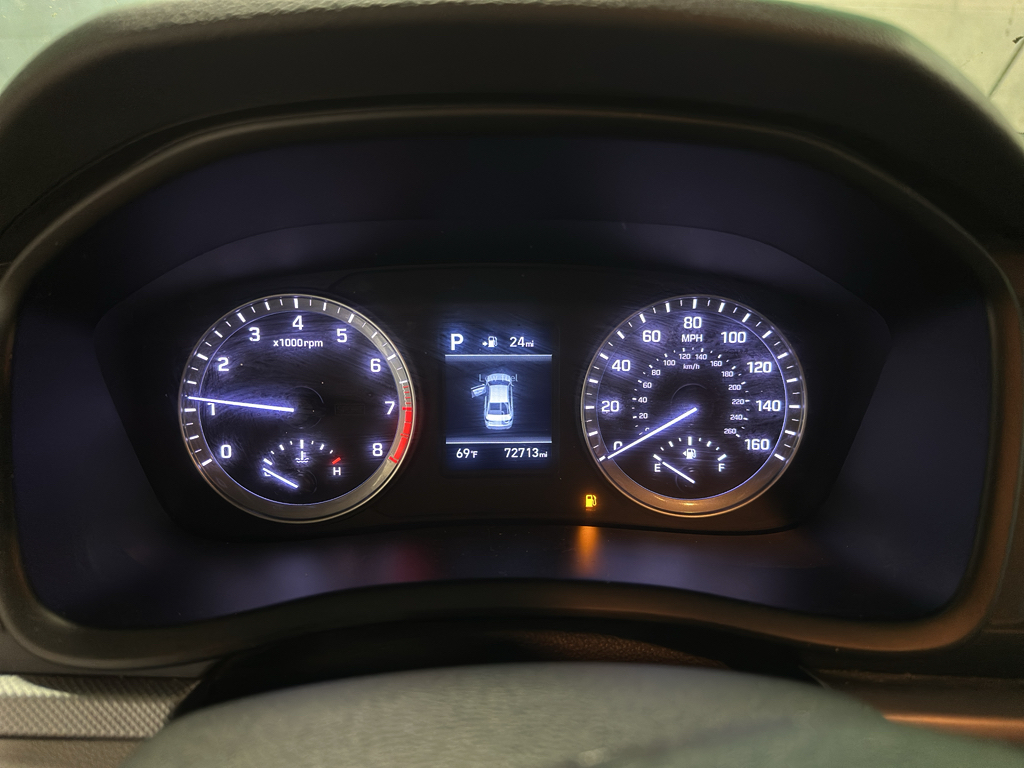 View vehicle photo 7