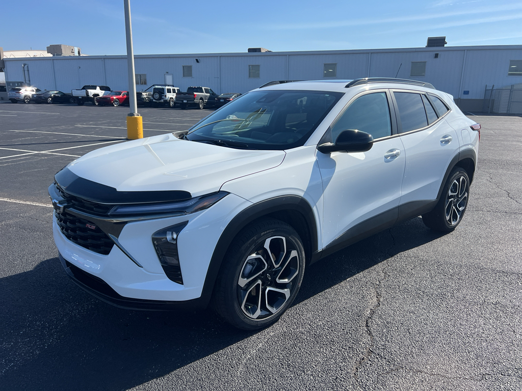 2025 Chevrolet Trax RS with 2RS FWD