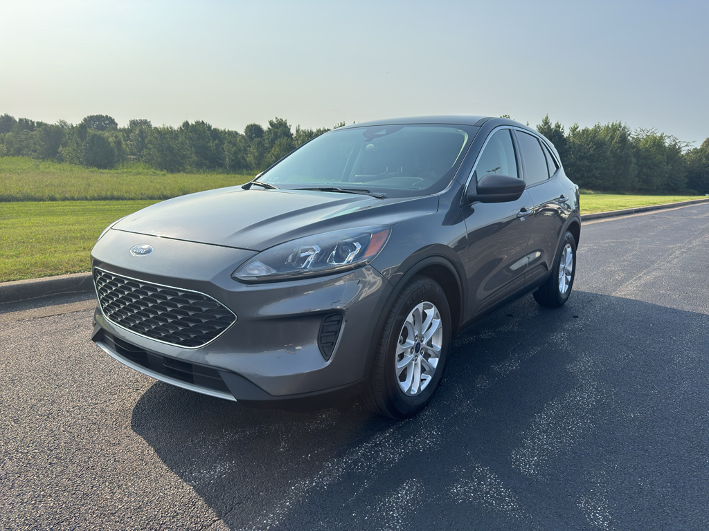 Carbonized Gray Metallic 2022 Ford Escape SUV / Crossover Front-Wheel Drive 8-Speed Automatic