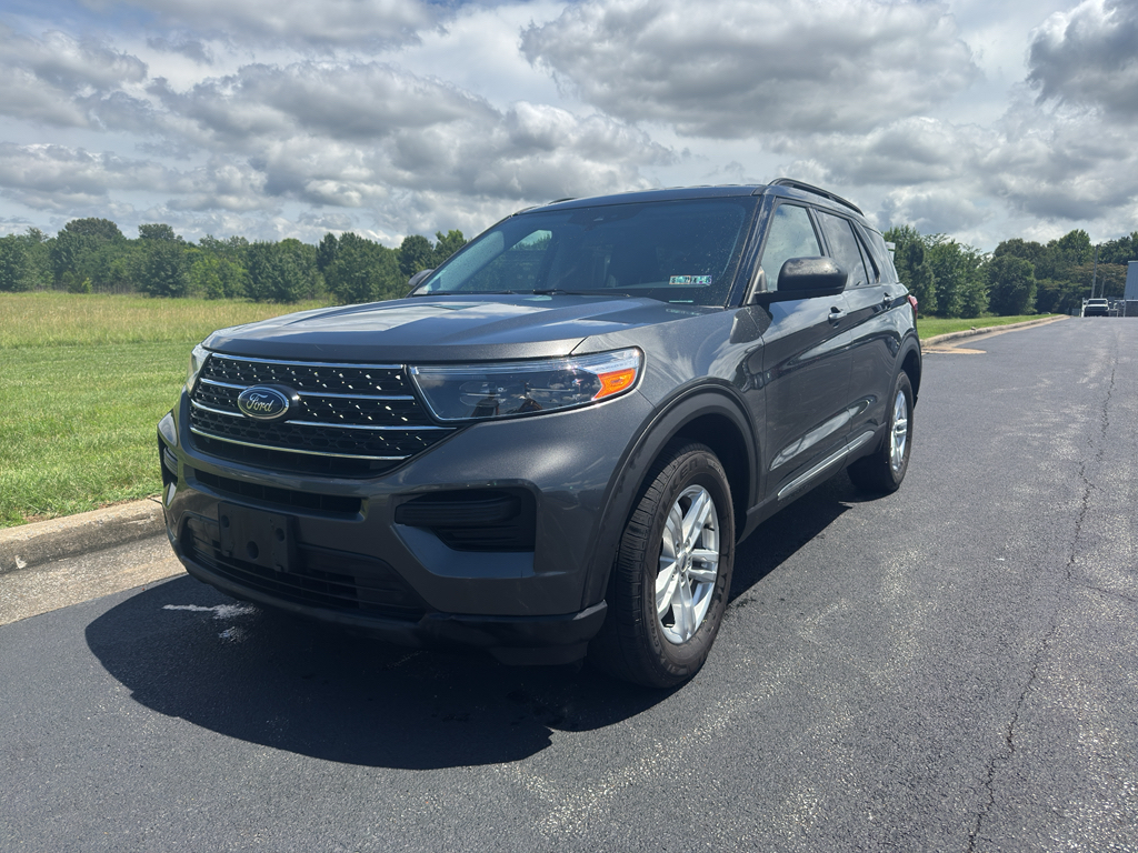  2020 Ford Explorer XLT AWD   