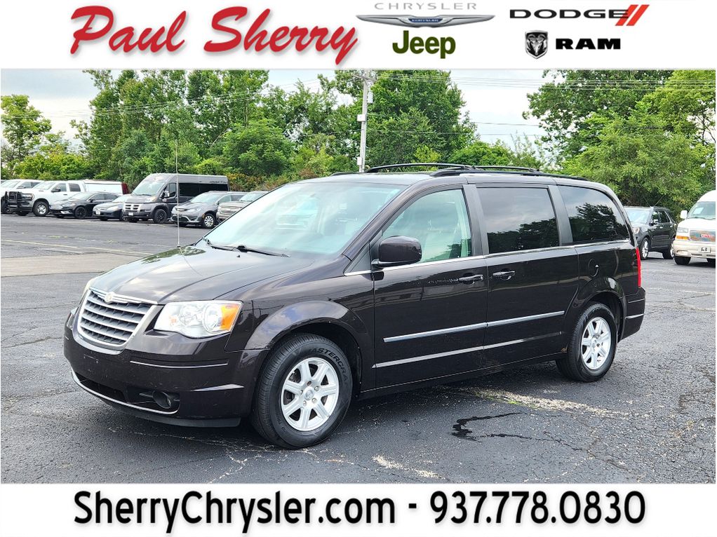 Dark Cordovan Pearlcoat 2010 Chrysler Town & Country Minivan Front-Wheel Drive 6-Speed Automatic