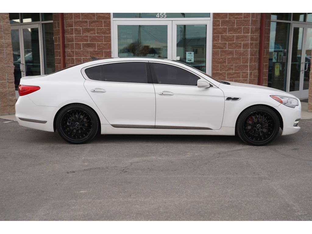 View vehicle photo 7