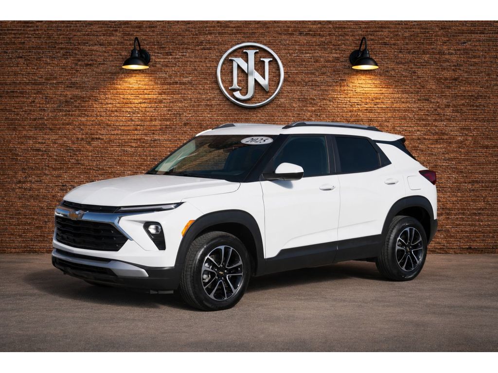 Summit White 2025 Chevrolet Trailblazer LT AWD SUV / Crossover Four-Wheel Drive 9-Speed Automatic