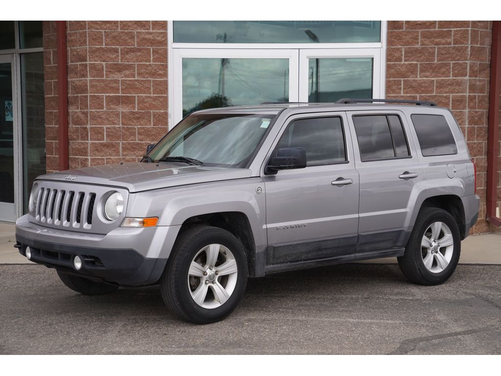 View vehicle photo 2