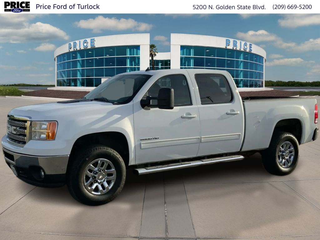 2013 GMC Sierra 2500HD SLT Crew Cab SB 4WD