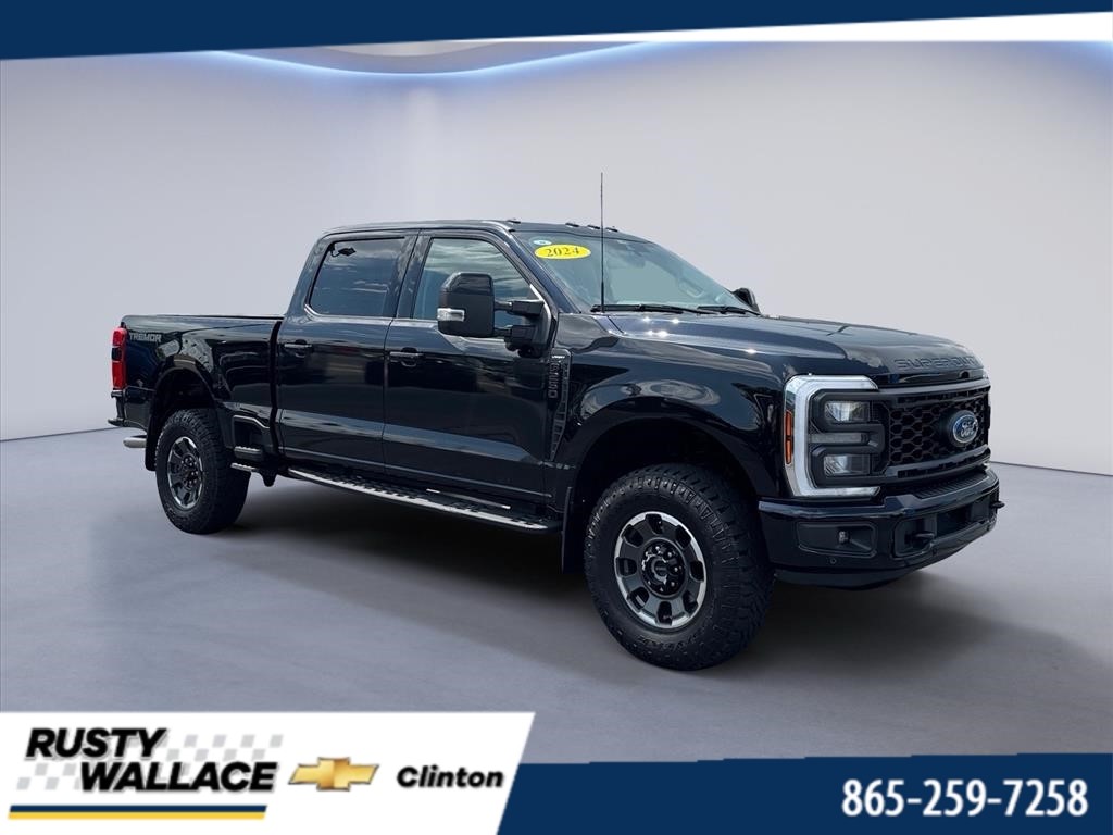 AGATE BLACK 2024 Ford F-250 Super Duty Pickup Truck Four-Wheel Drive Automatic