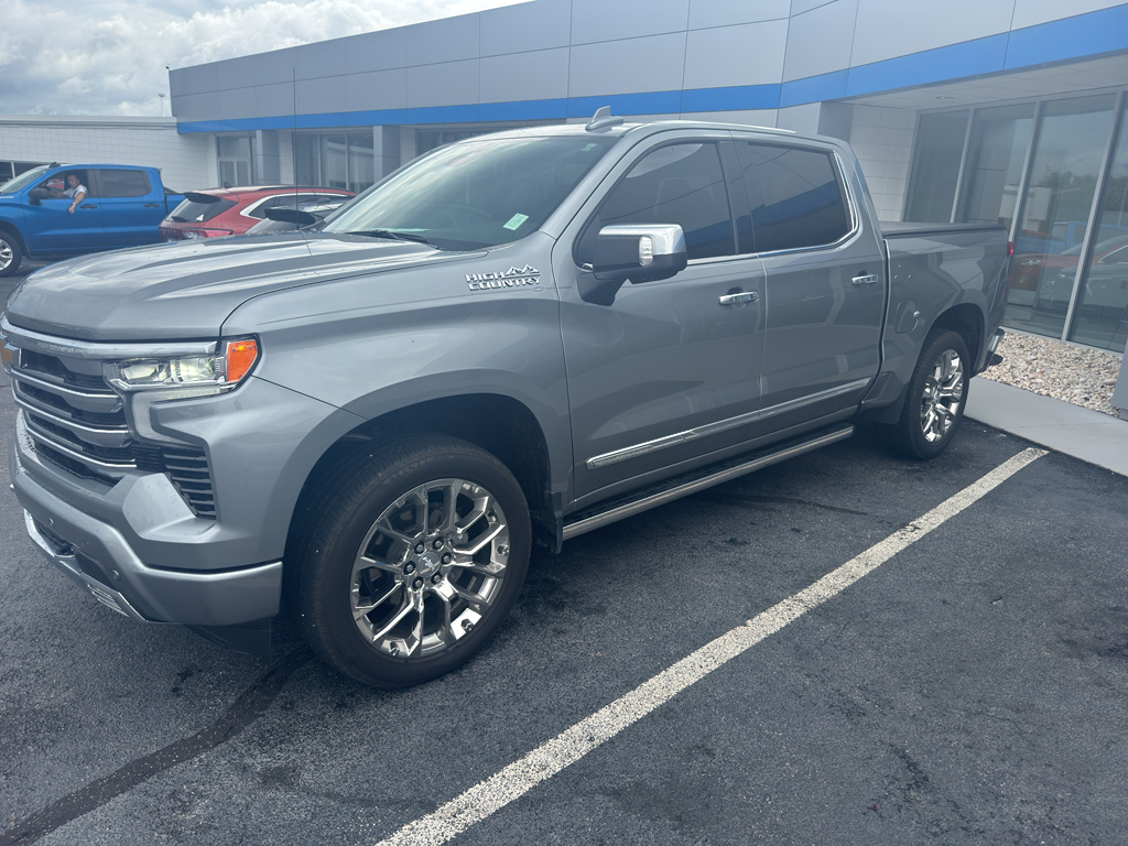 Sterling Gray Metallic 2026 Chevrolet Silverado 1500 Pickup Truck Four-Wheel Drive Automatic