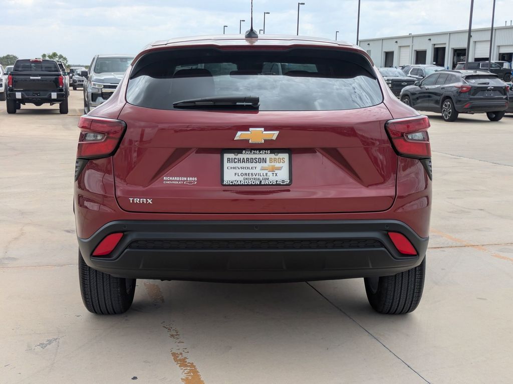 View vehicle photo 4