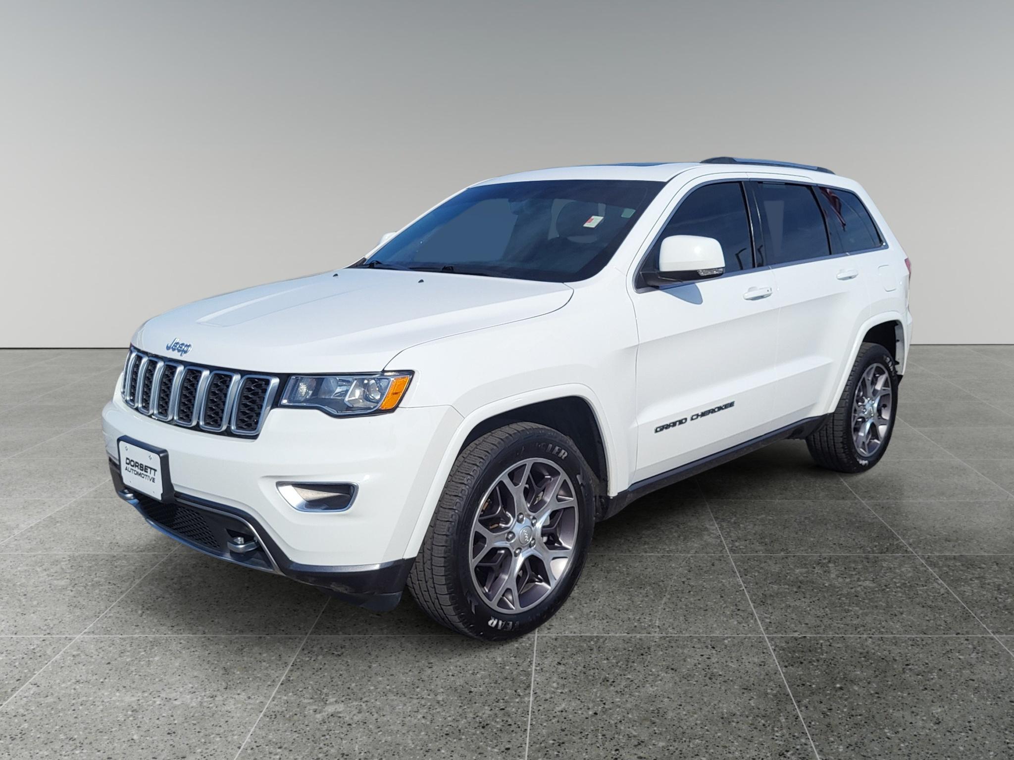 Bright White Clearcoat 2018 Jeep Grand Cherokee SUV / Crossover Four-Wheel Drive 8-Speed Automatic