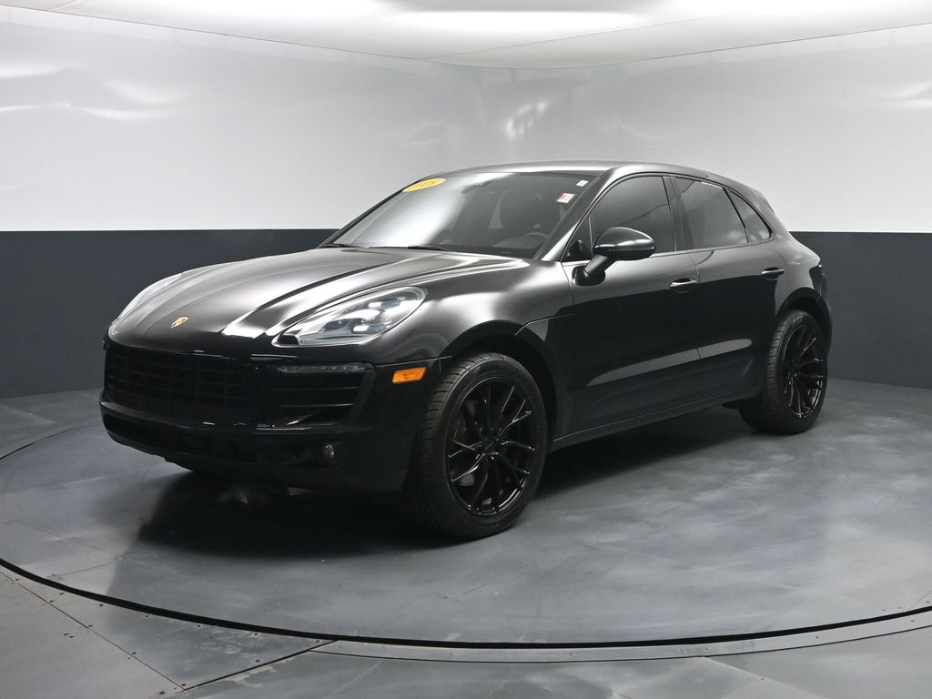 Jet Black Metallic 2018 Porsche Macan AWD SUV / Crossover All-Wheel Drive 7-Speed Automatic