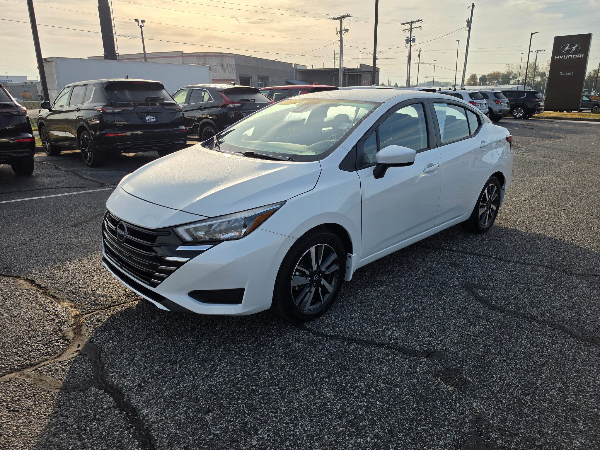 2025 Nissan Versa SV FWD