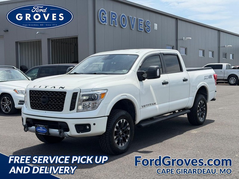 2019 Nissan Titan PRO-4X Crew Cab 4WD