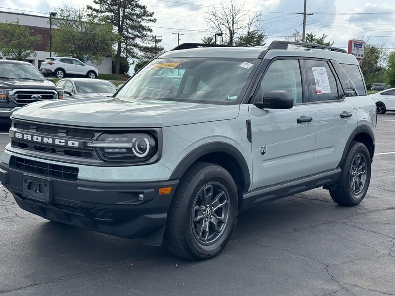 View vehicle photo 7