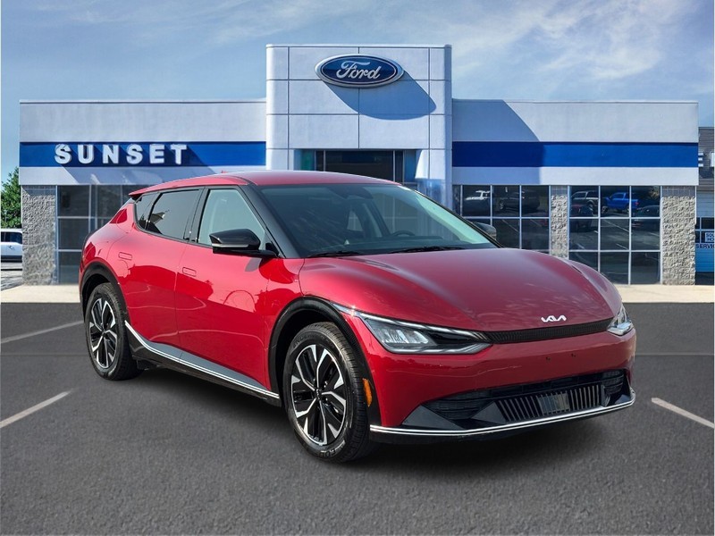  2022 Kia EV6 Wind AWD   