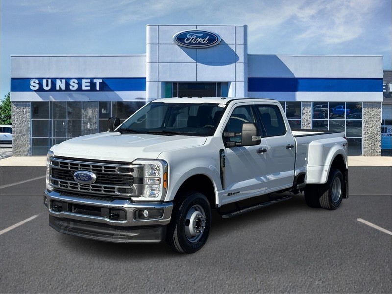 2025 Ford F-350 Super Duty XLT Crew Cab LB DRW 4WD