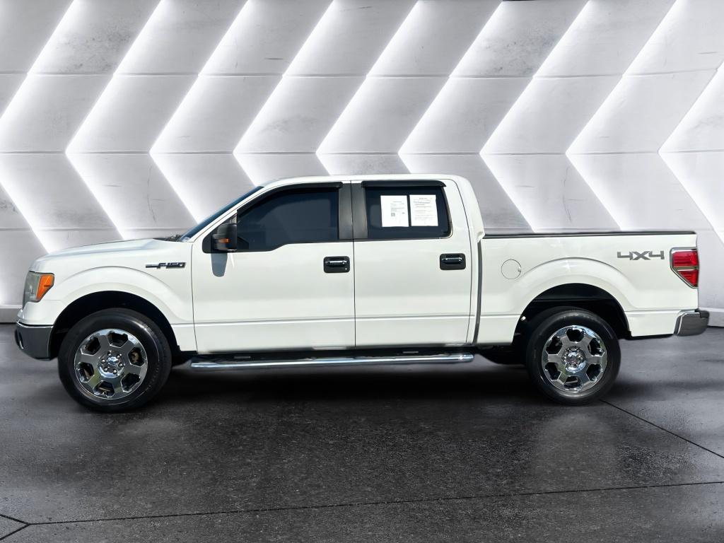 View vehicle photo 4