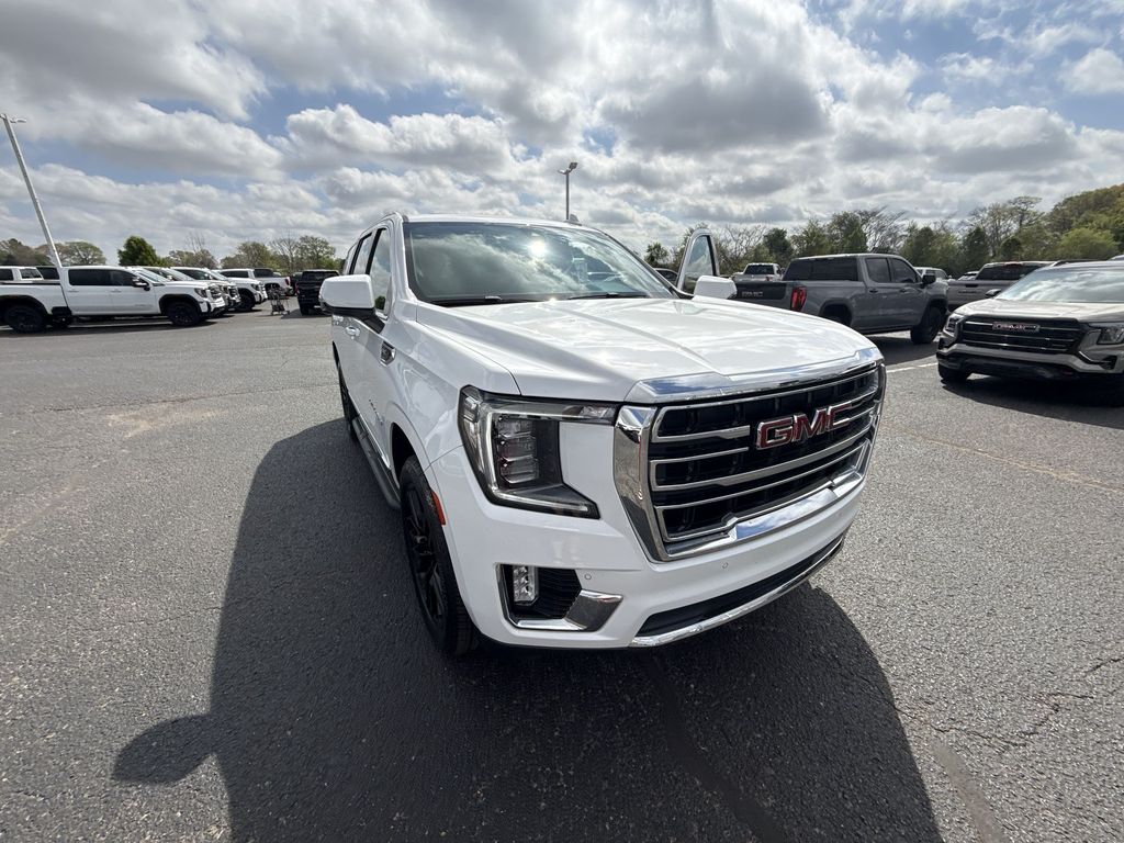 Summit White 2021 GMC Yukon SLT RWD SUV / Crossover 4X2 Automatic