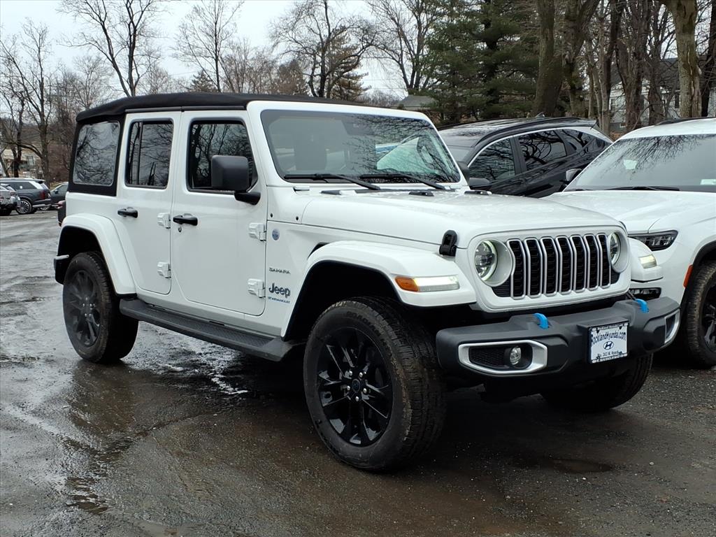 2024 Jeep Wrangler 4xe Sahara 4WD