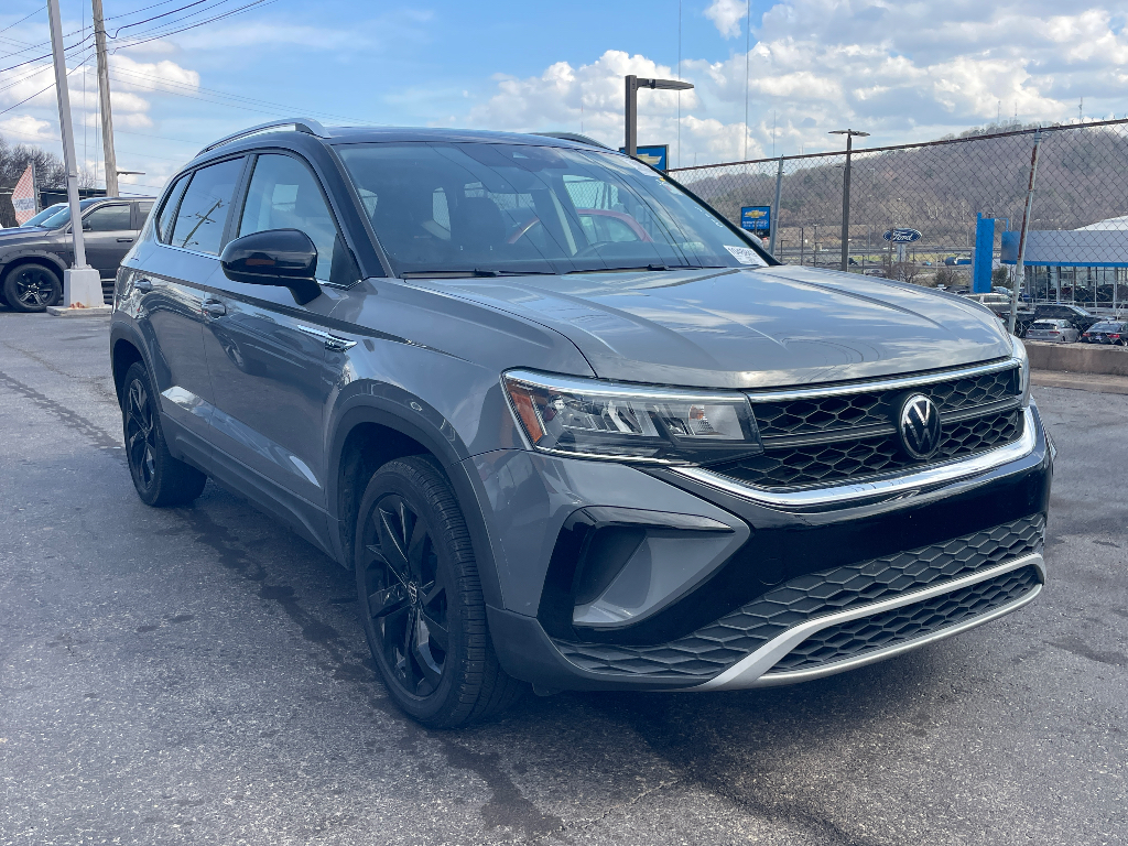 2023 Volkswagen Taos SE FWD