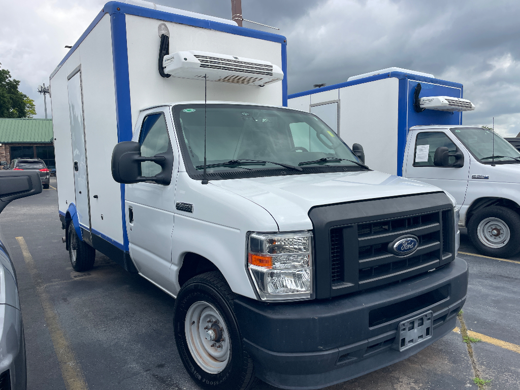 2023 Ford Econoline Base