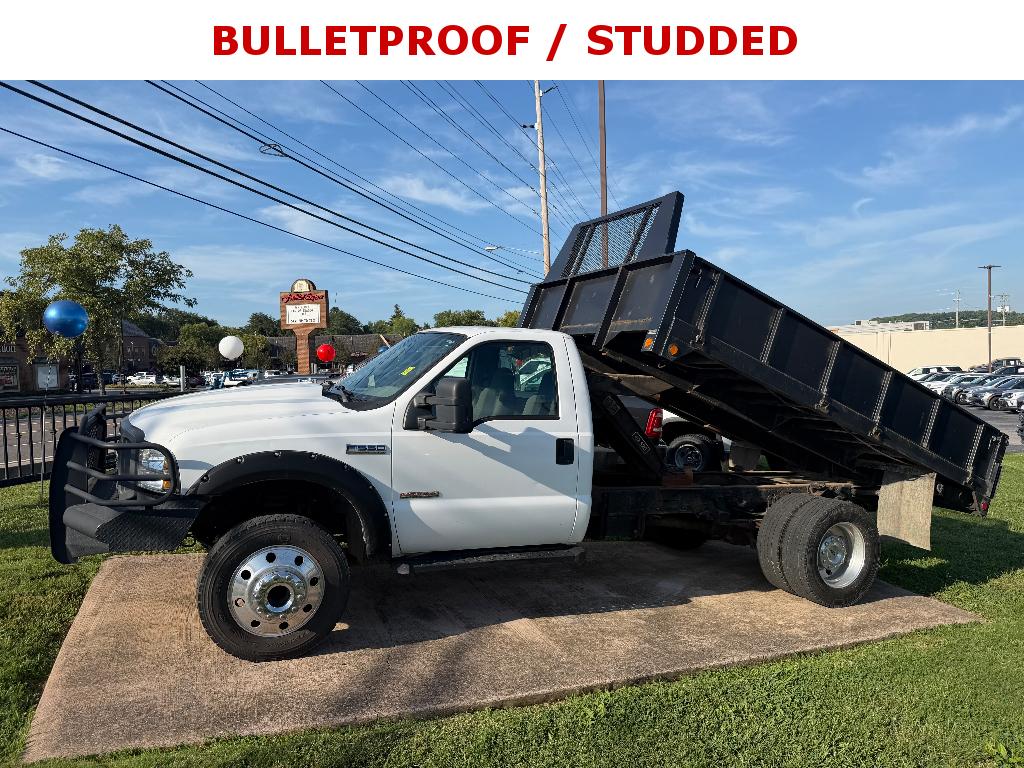 2006 Ford F-550 XL