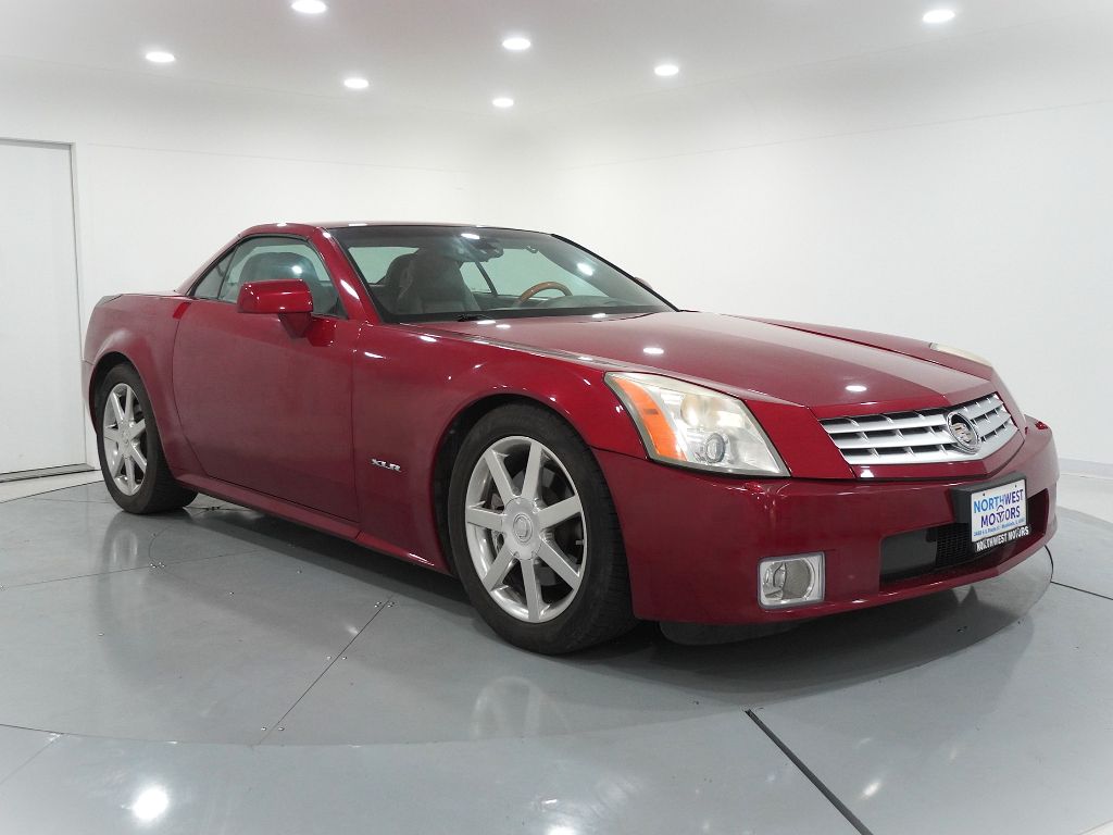 2004 Cadillac XLR Roadster's photo