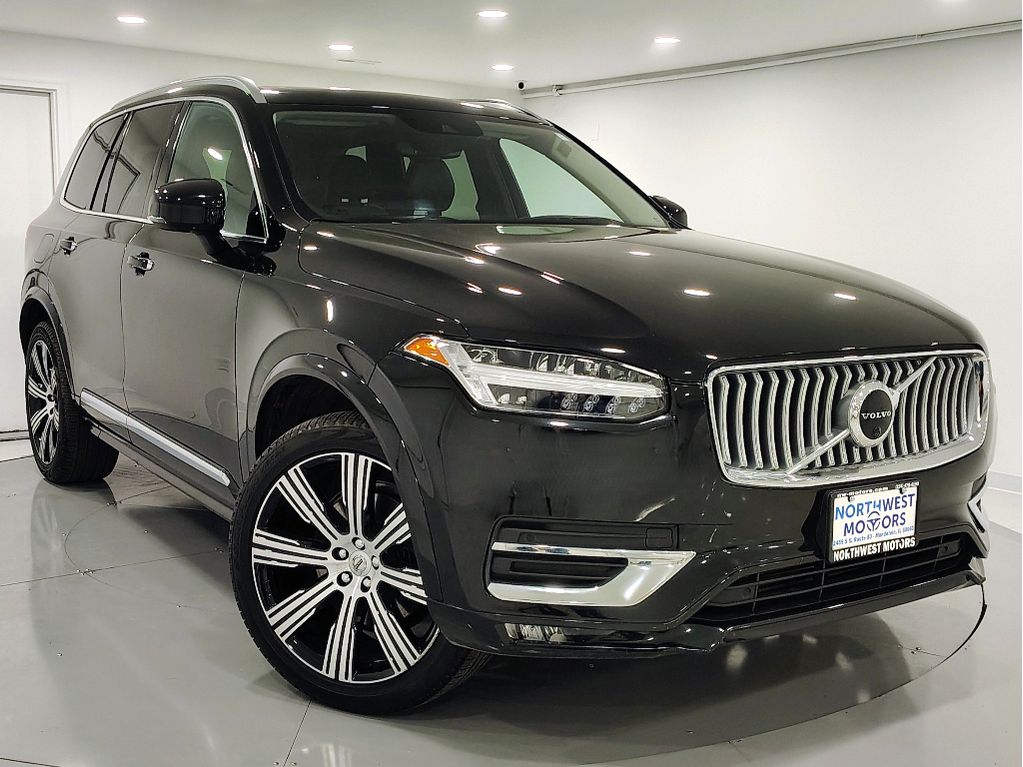 2021 Volvo XC90 Inscription's photo