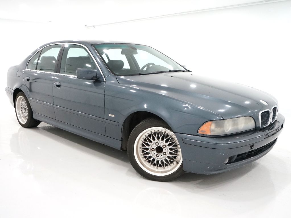 2001 BMW 5 series 530iA's photo