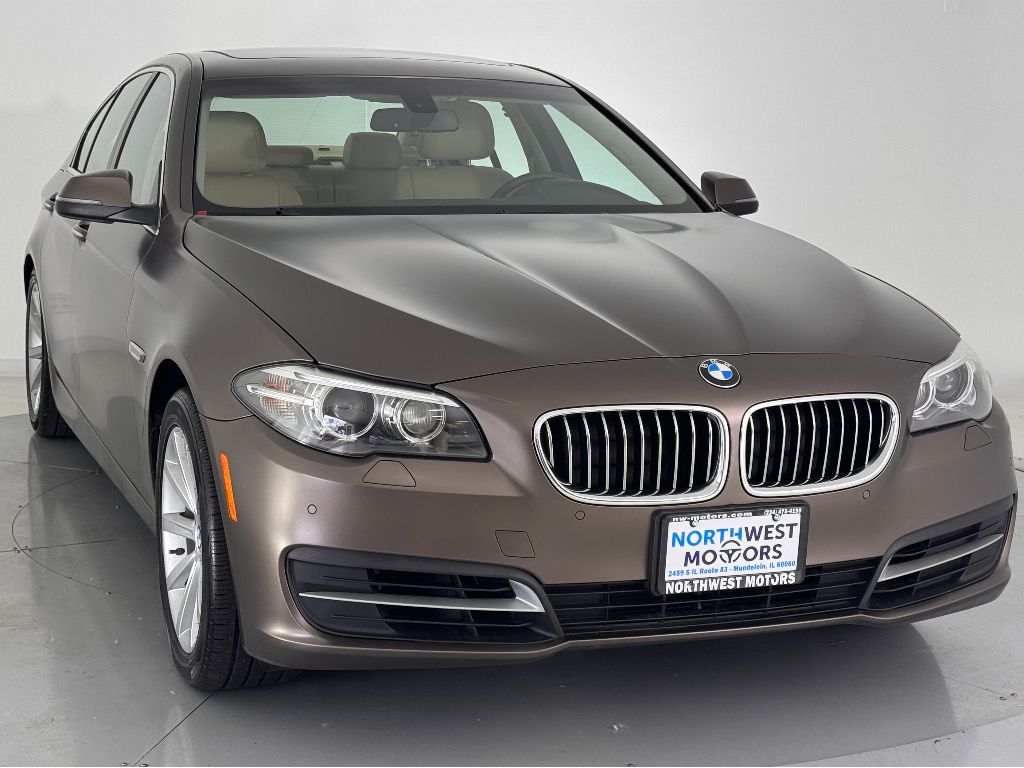 2014 BMW 5 Series 535i xDrive Sedan's photo