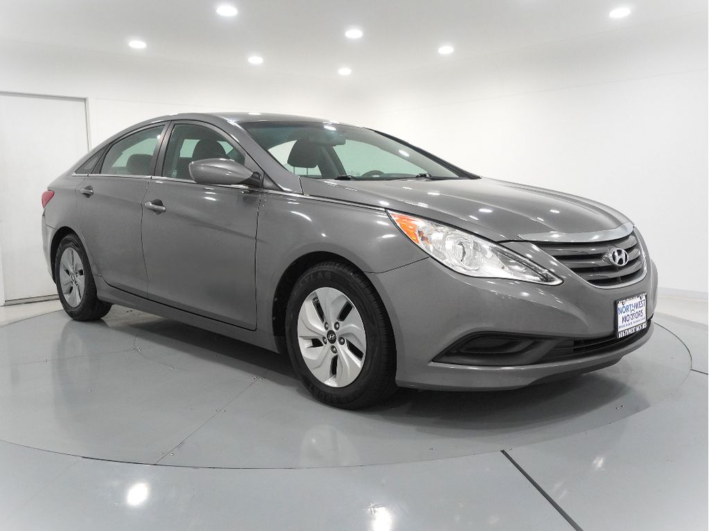 2014 Hyundai Sonata GLS's photo