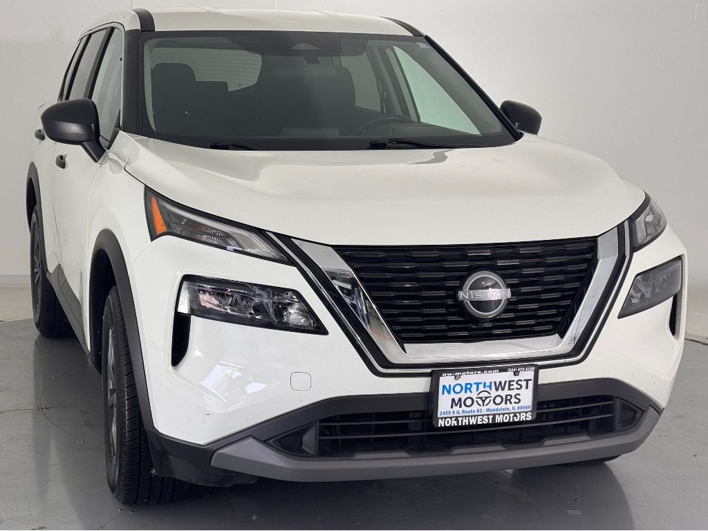 2023 Nissan Rogue S FWD's photo