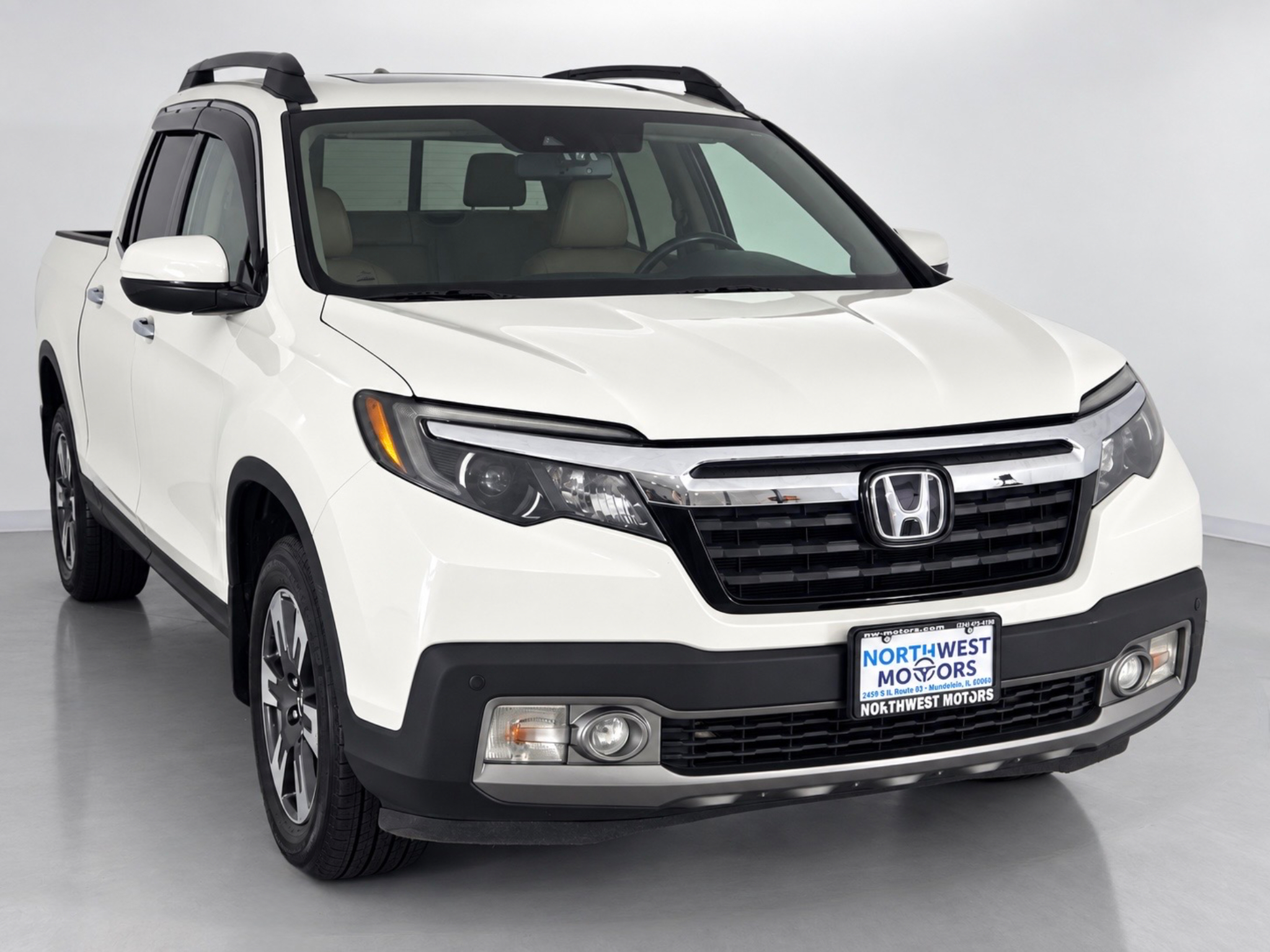 White Diamond Pearl 2019 Honda Ridgeline Pickup Truck All-Wheel Drive 6-Speed Automatic