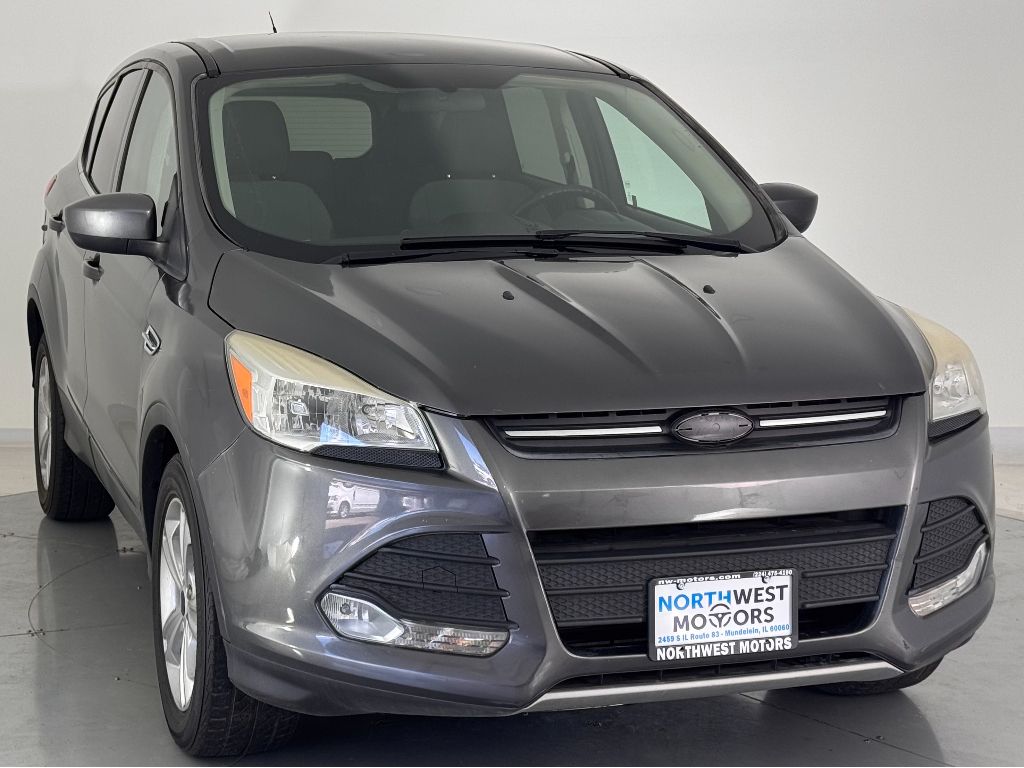 2015 Ford Escape SE's photo