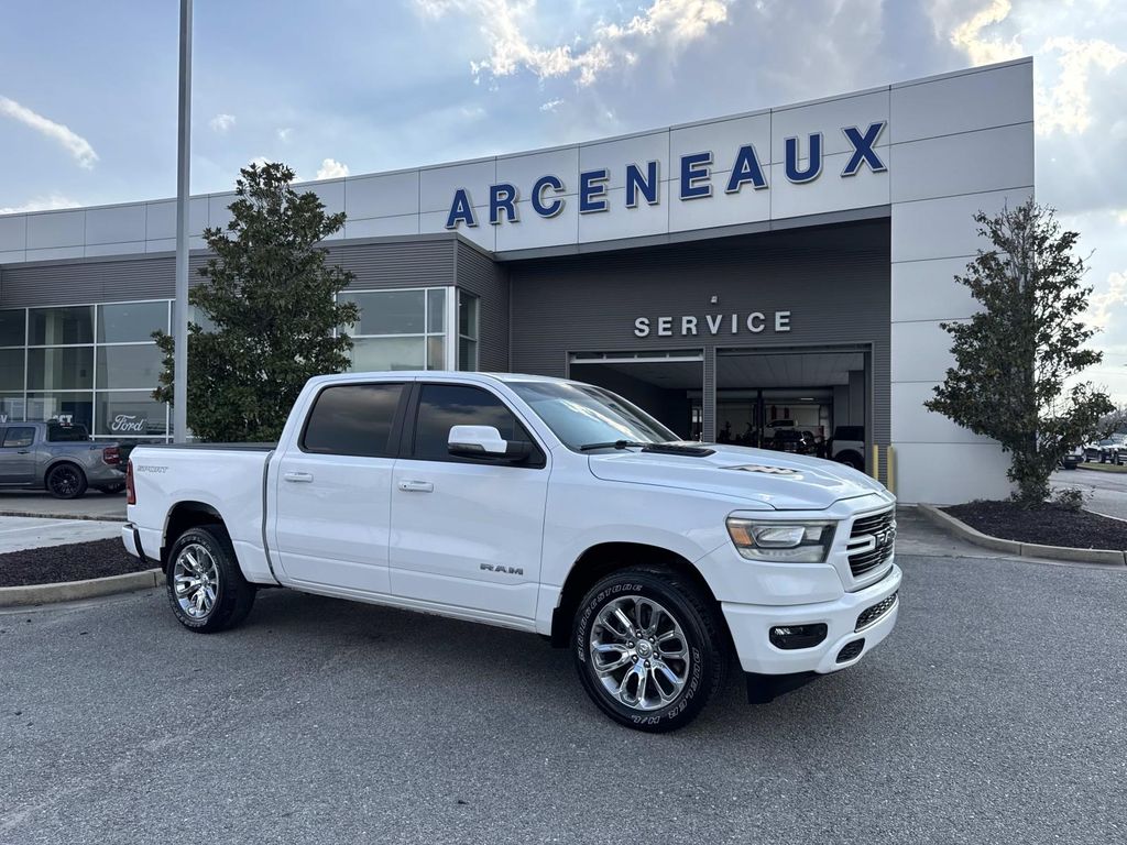 2023 RAM 1500 Laramie Crew Cab 4WD