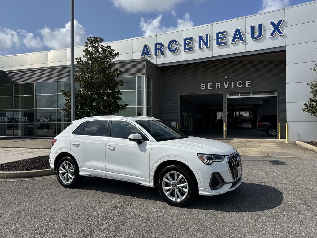 Glacier White Metallic 2023 Audi Q3 quattro Premium S Line 45 TFSI SUV / Crossover All-Wheel Drive 8-Speed Automatic