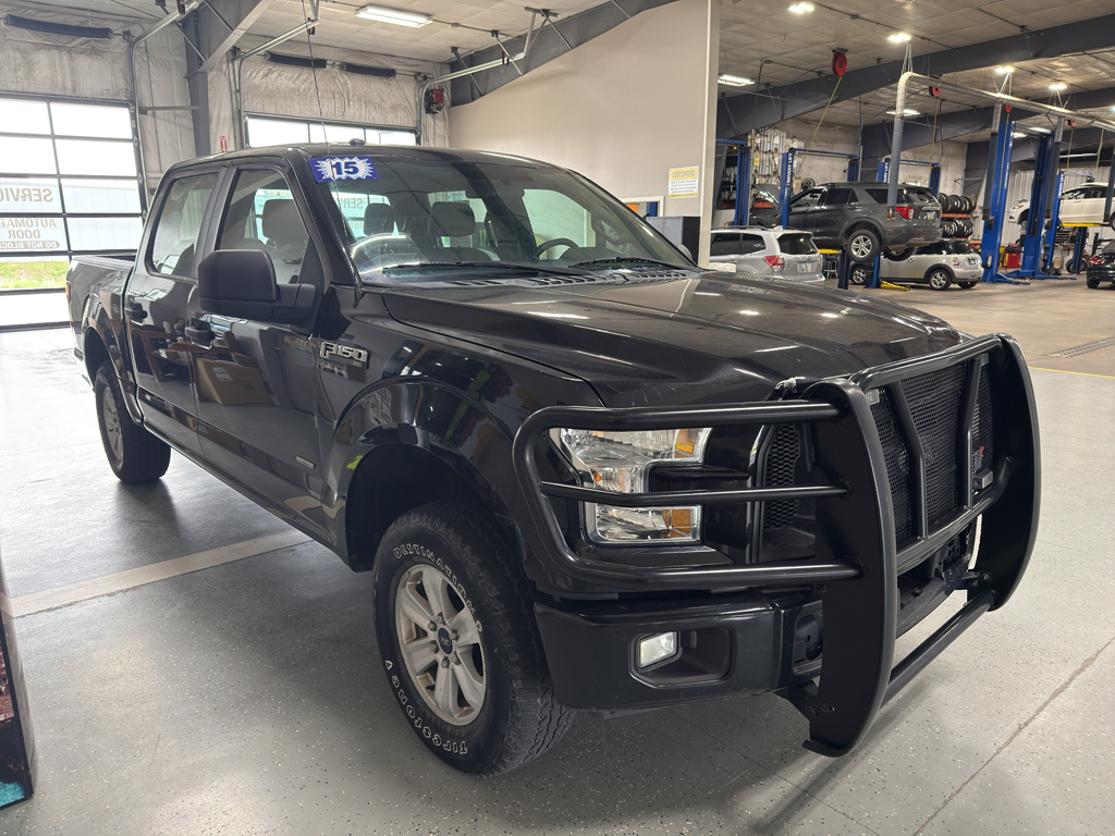 View vehicle photo 4