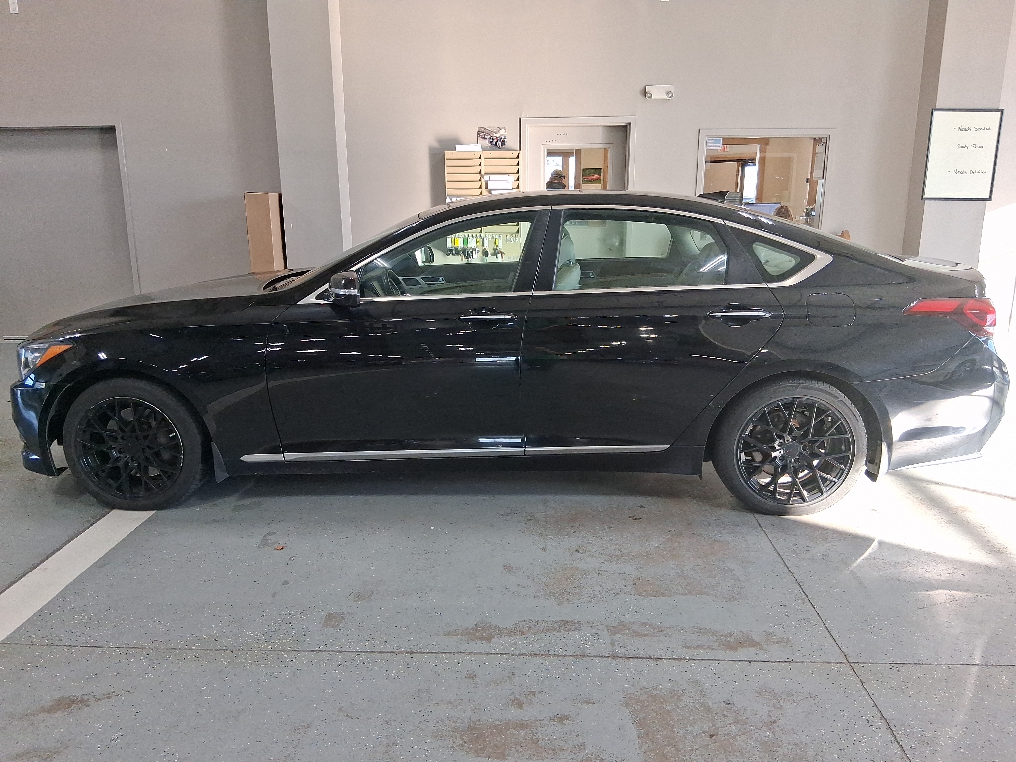 Caspian Black 2015 Hyundai Genesis Sedan Rear-Wheel Drive 8-Speed Automatic