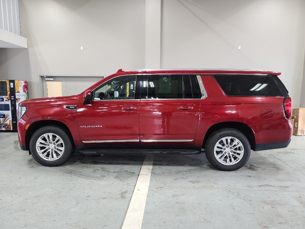 2023 GMC Yukon XL SLT 4WD