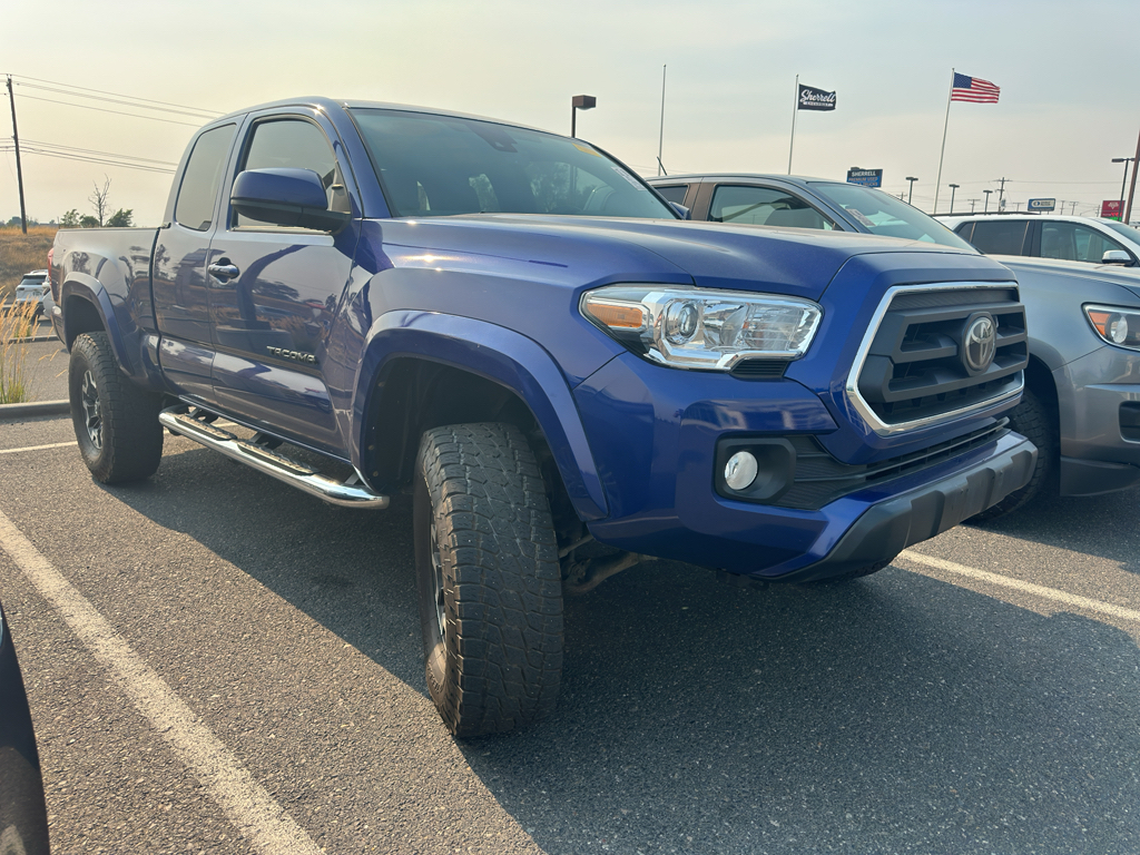 2022 Toyota Tacoma SR5 V6 Access Cab 4WD