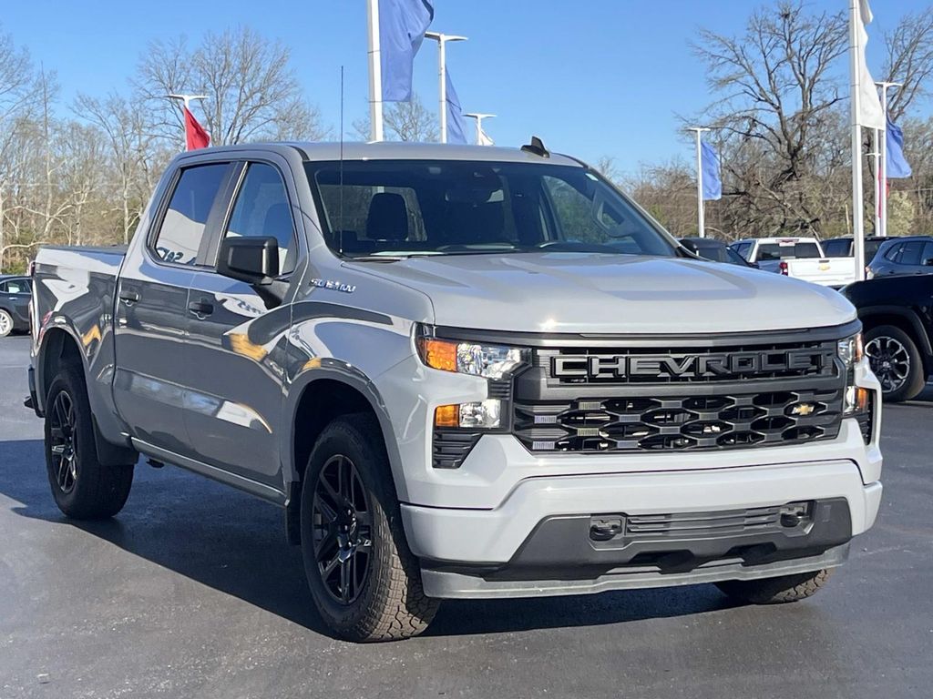2024 Chevrolet Silverado 1500 Custom Crew Cab RWD