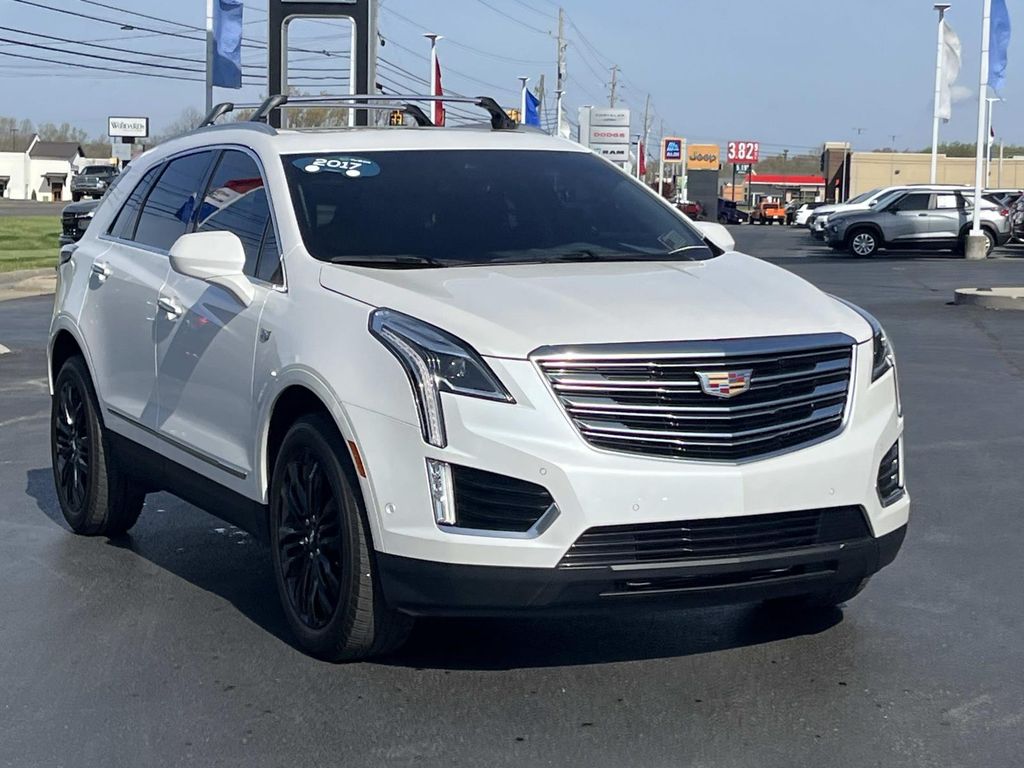 2017 Cadillac XT5 Premium Luxury FWD